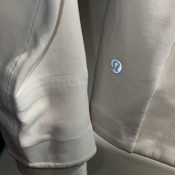 Lululemon Jacket - Picture 4 of 6